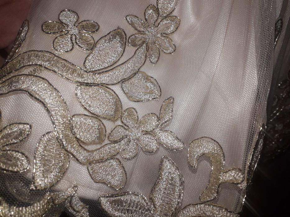 Нарядное платье, двойка на девочку