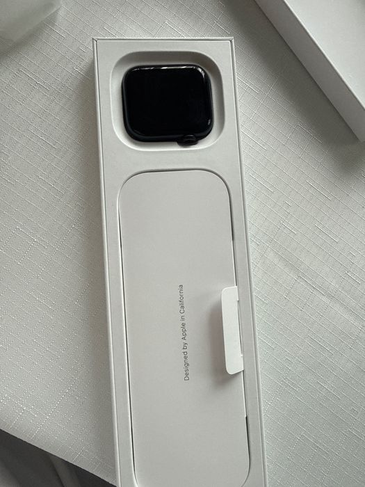 APPLE watch SE 44mm CEL