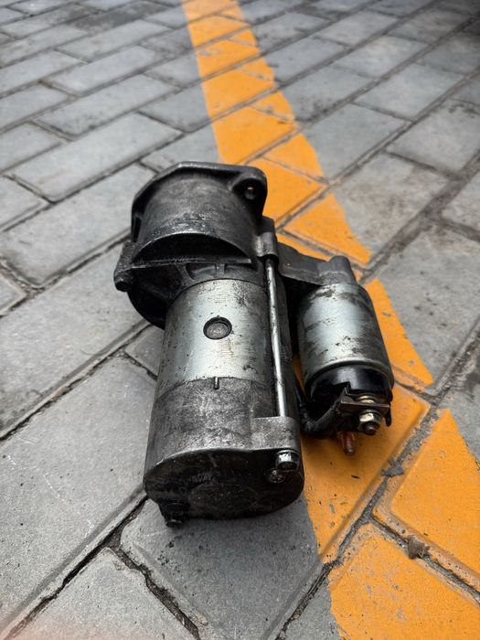 Стартер Hyundai Starex