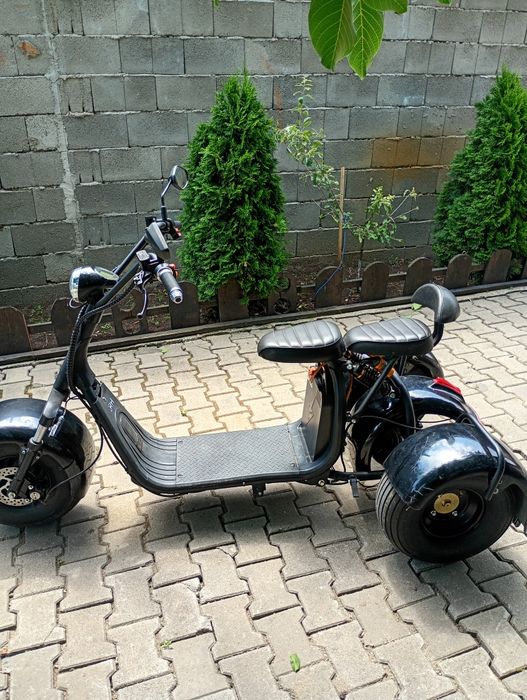 Vând scuter electric cyti coco stare perfecta nu dețin  acte