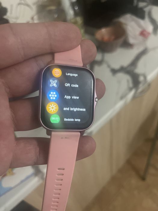 2 smartwach negru si roz