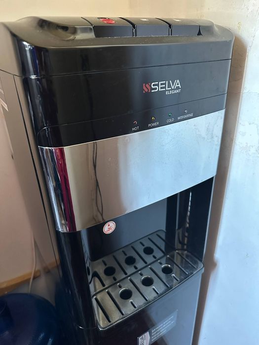 Колер для водички