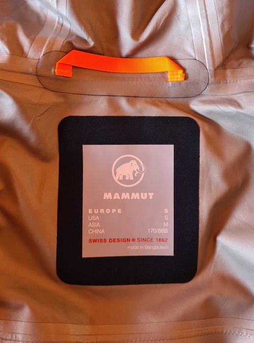 Jachetă Mammut Alto Guide cu membrană GORE-TEX® impermeabilă noua