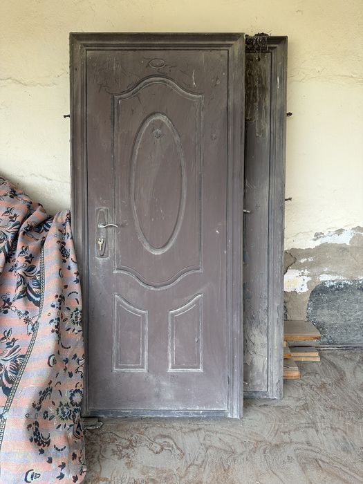 Железная дверь прочная