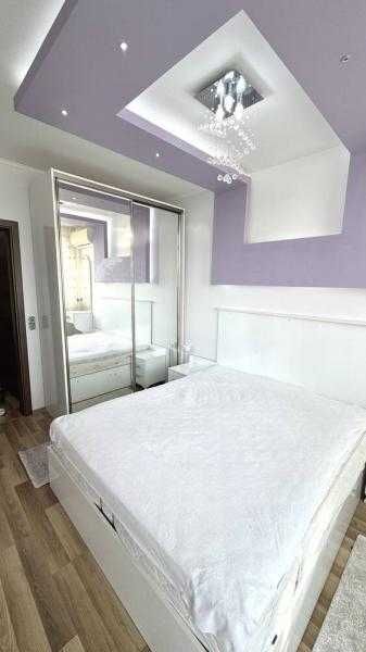 Дава се под наем Тристаен апартамент в Бургас, Славейков - 88 кв.м за 739.5 € - Снимка #8