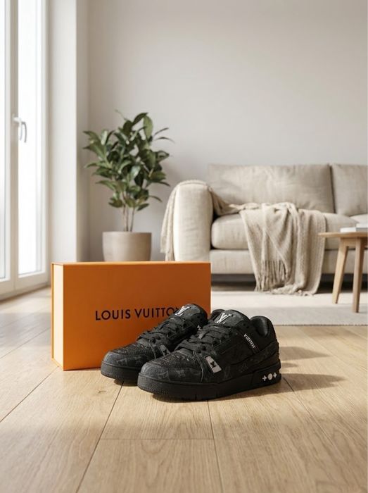 Adidasi Louis Vuitton Black Premium