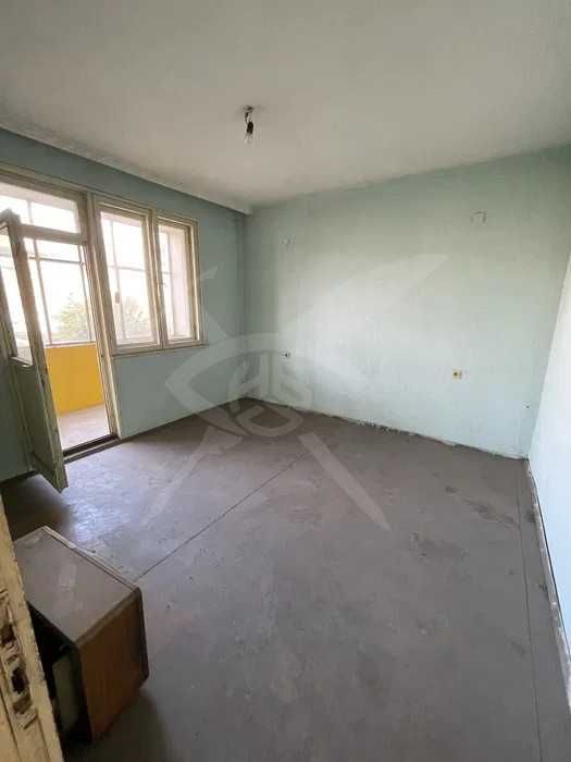 Продава се Многостаен апартамент в Карлово - 110 кв.м за 864 €/кв.м - Снимка #2