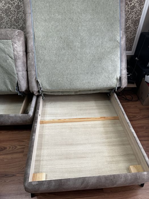 Продам диван угловой