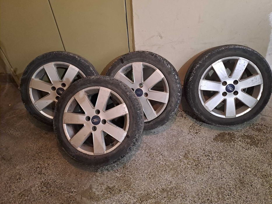 Алуминиеви оригинални джанти за форд фиеста 16 цола