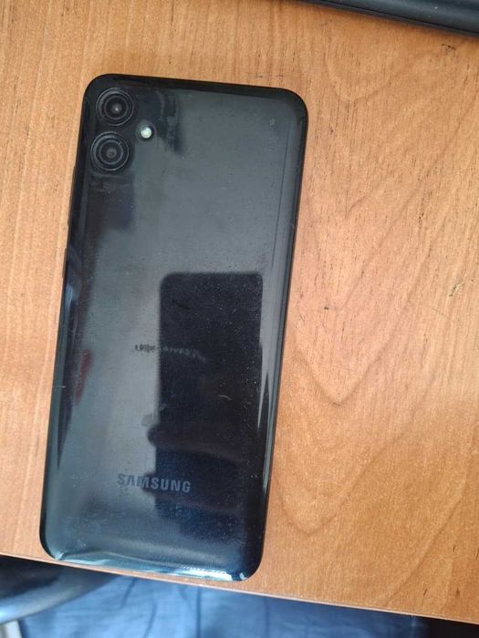 Samsung Galaxy A04e + Powerbank 10000 мАч