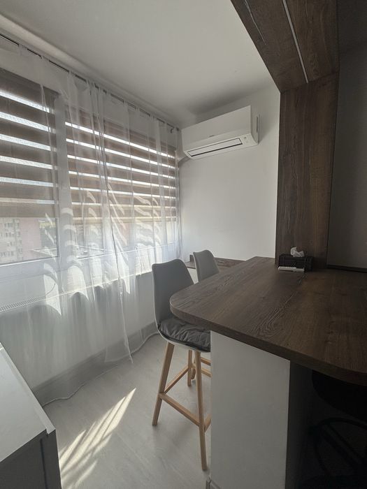 Garsoniera de inchiriat in zona Astra