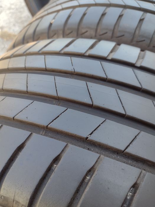 Топ състояние 4бр.215/45/17 Bridgestone T005 dot0520