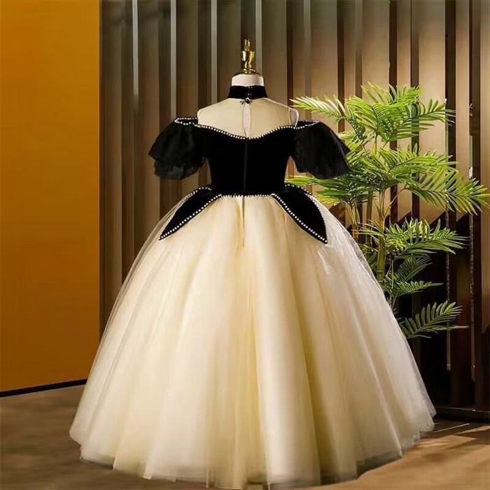 Продам детское платье