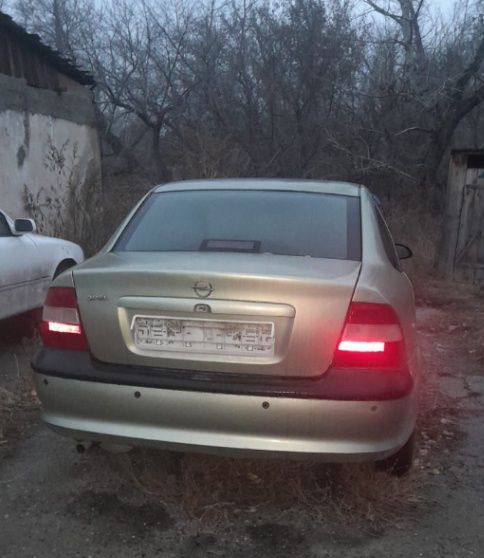 Продам Опель вектра 1,2