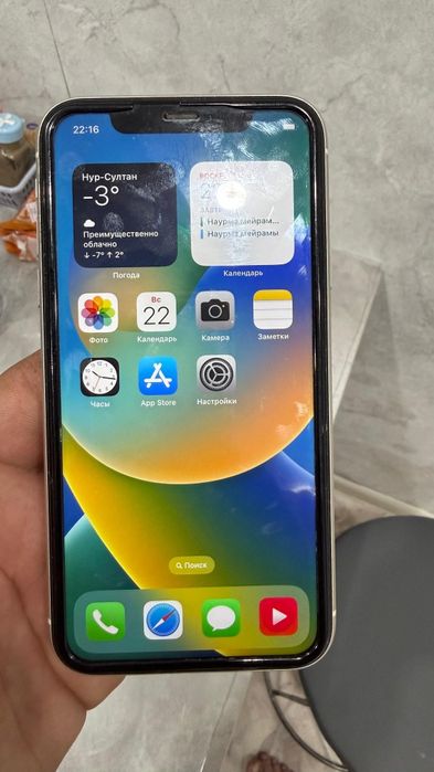 IPhone 11 в хорошем состоянии
