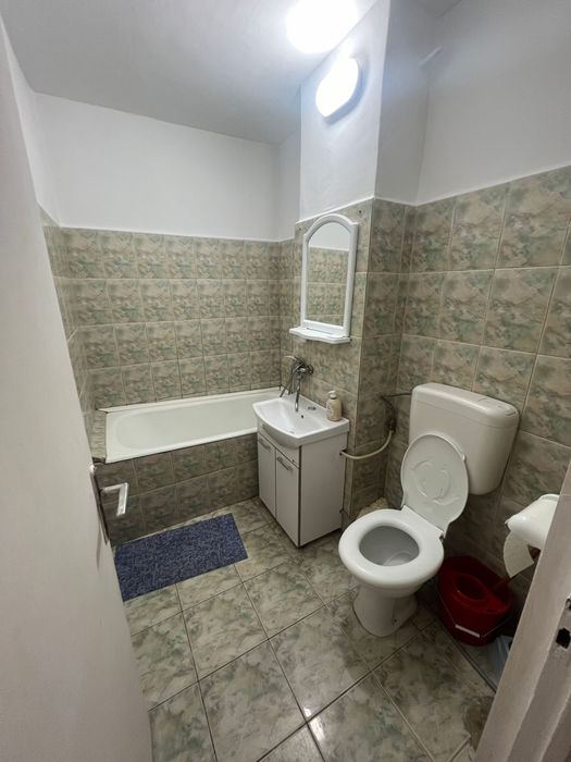 De închiriat apartament cu o cameră – Oradea, Str. Bumbacului