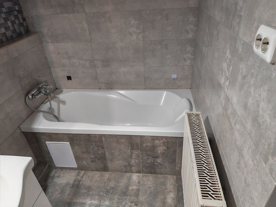 Închiriez apartament 2 camere decomandat micro 12 Târgoviște