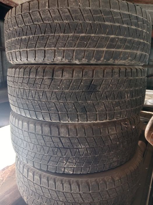 Шины бу зимние !!!