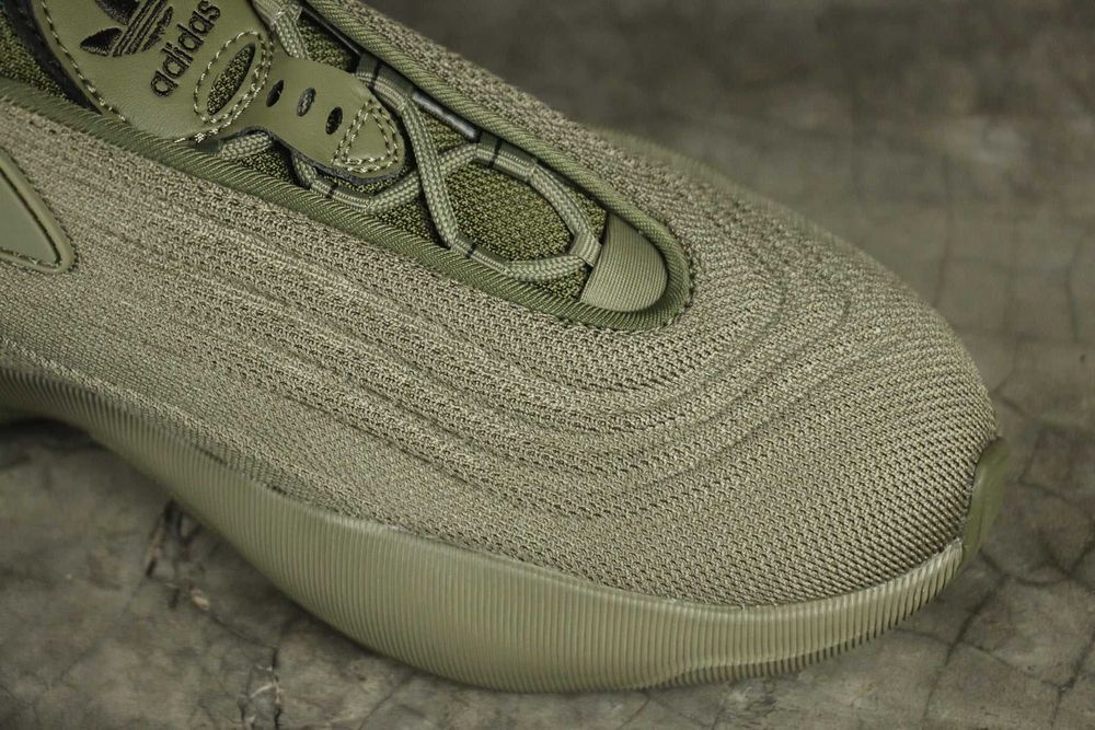 Мъжки обувки ADIDAS ADIFOM SLTN размер  EU40 2/3-44 2/3 КОЛЕДНА ЦЕНА