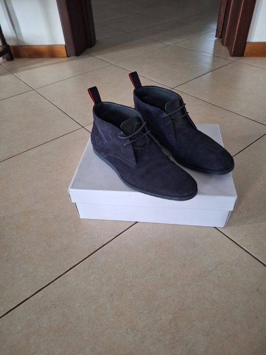 Ghete Hugo Boss, marimea 41, impecabile!!