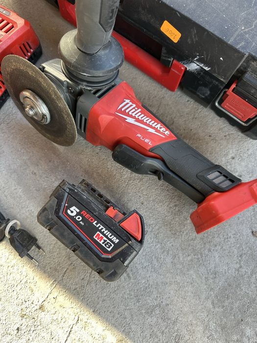 Milwaukee Fuel безчетков ъглошлайф