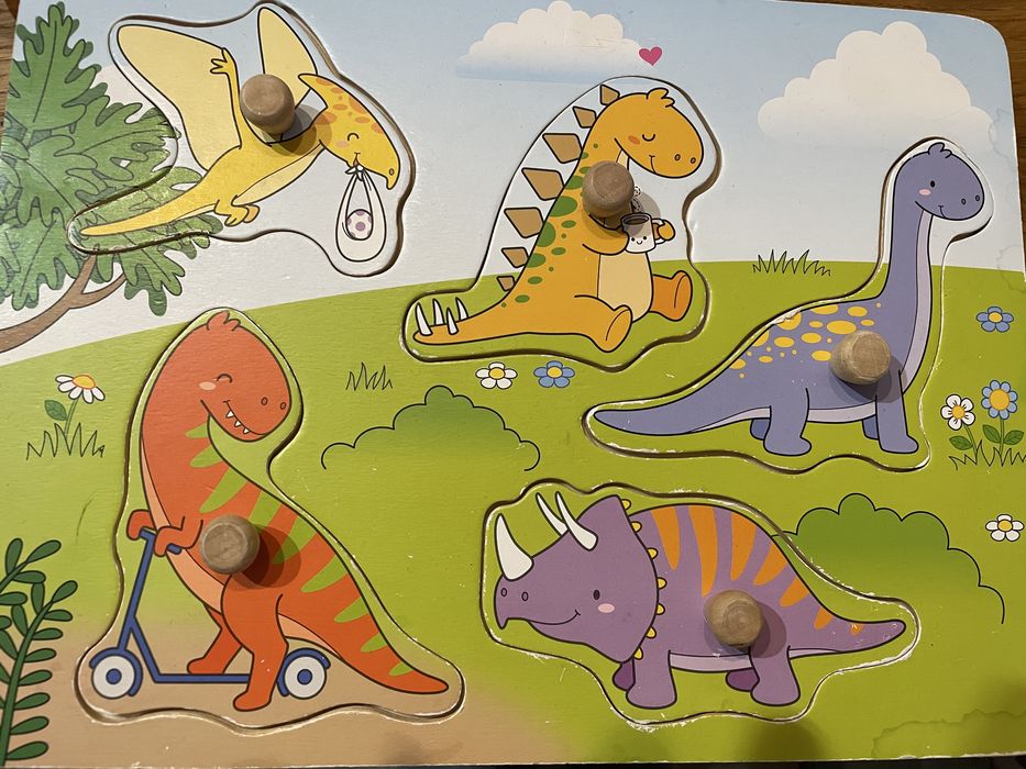 Детски играчки - пъзели и книжки