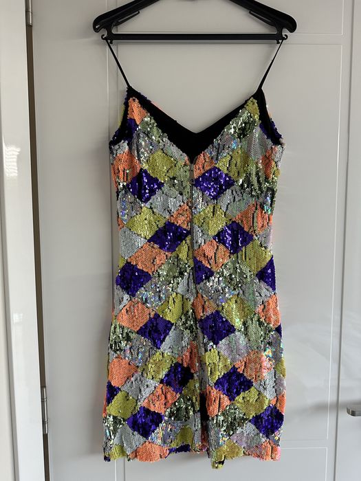 Дамска     рокля