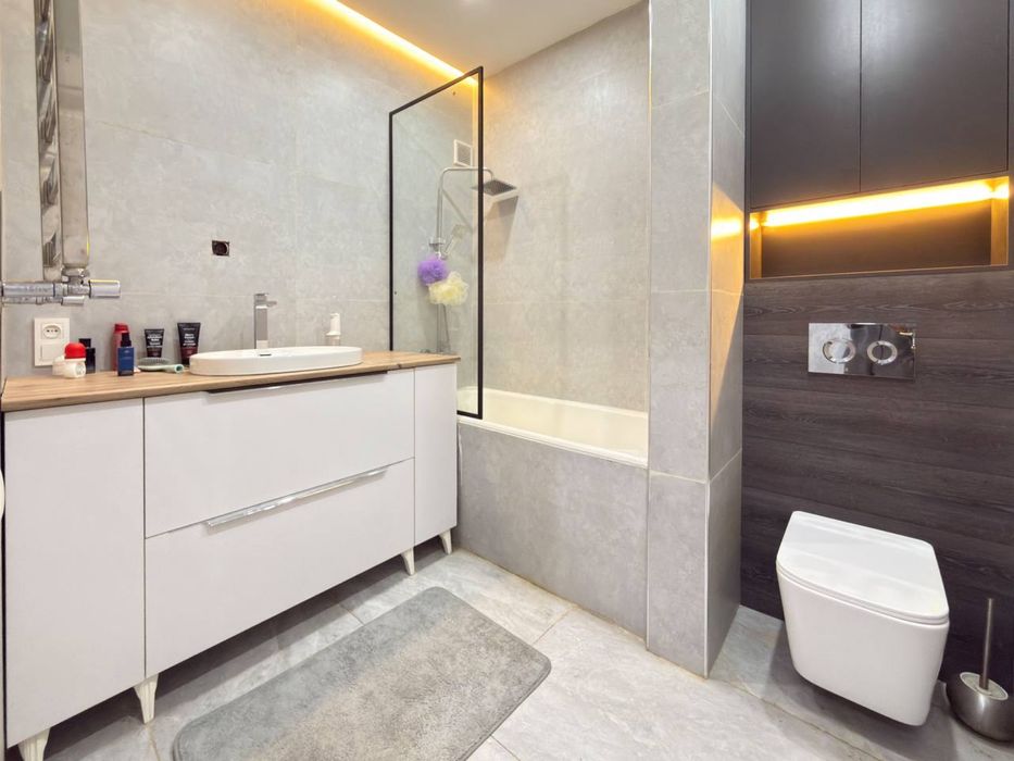 2/2/4 2х6 Кирпич Буюк Ипак Йули Максим Горький метро Бий 55м2