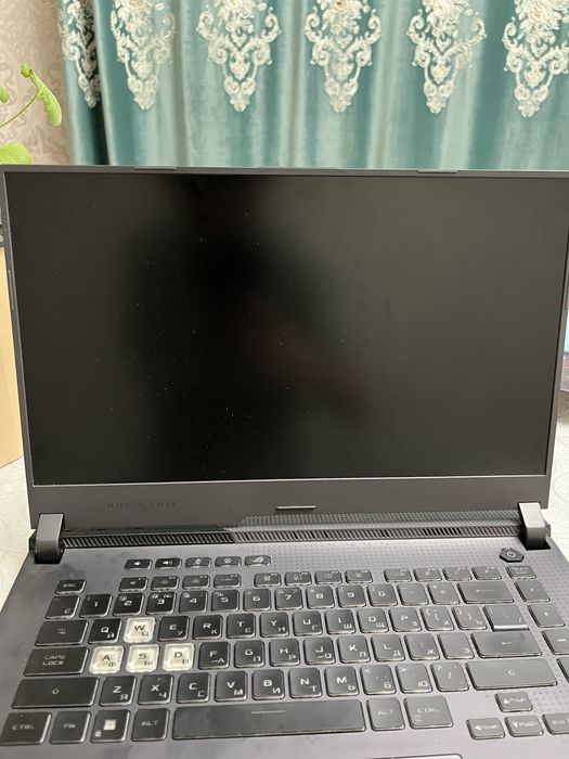 ASUS ROG STRIX [G513] Ryzen 7