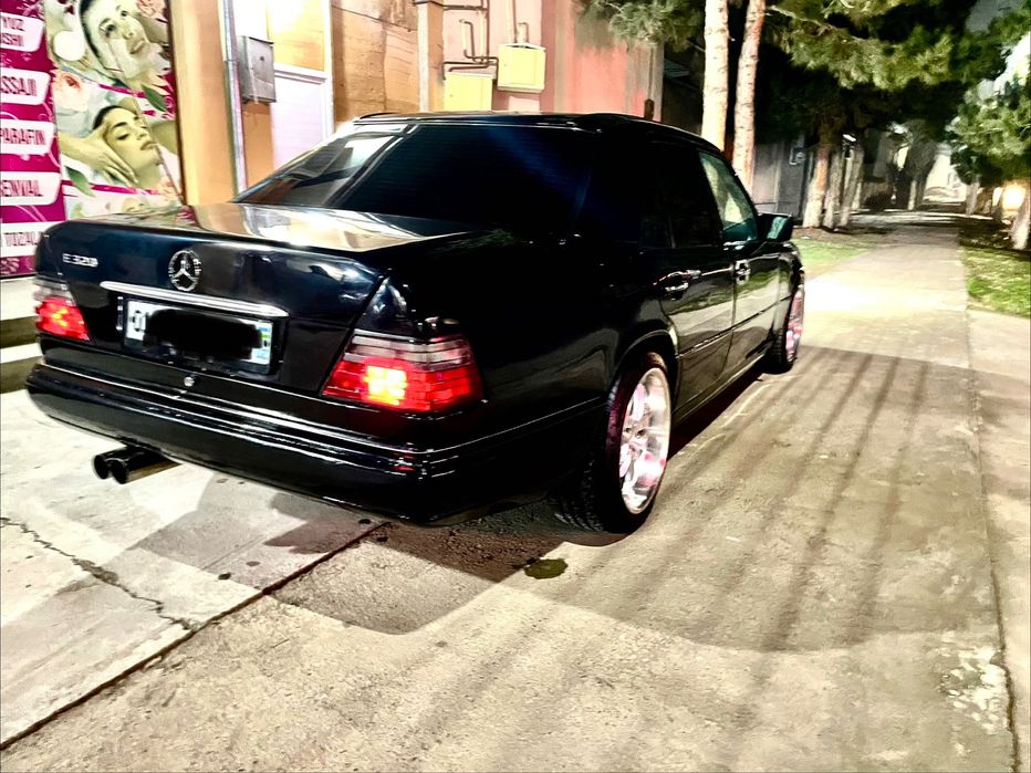 Mersedes Benz w124 E320