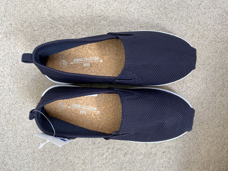 Обувки текстилни без връзки