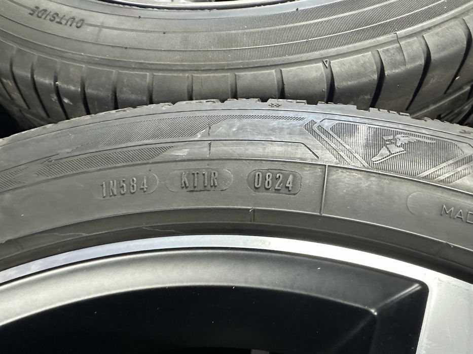 Roti iarna Volvo XC40 R19 DOT2024 Good Year