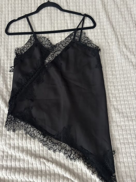 Дамски топ по модел на Zara