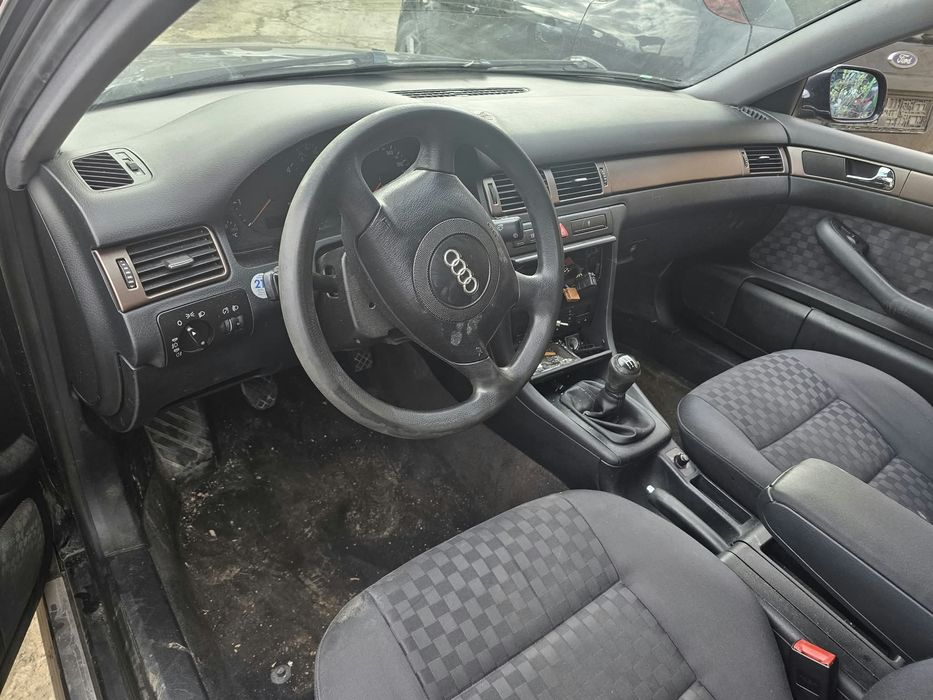 Fuzeta fata stanga Audi A6 2001 1.9 TDI MT (115 hp)
