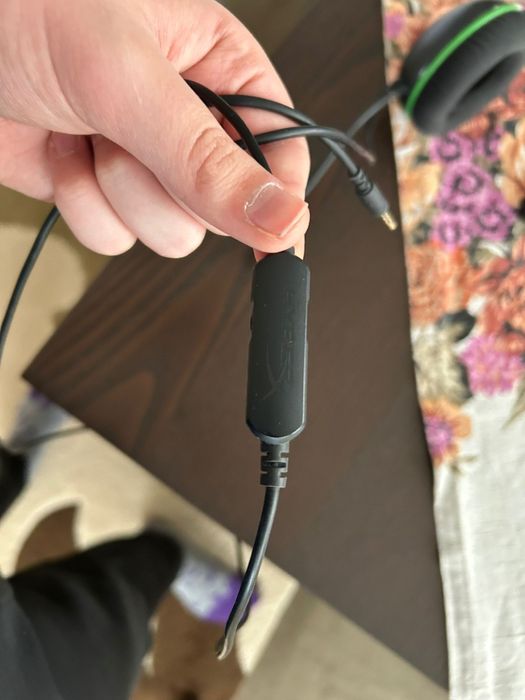 Casti HyperX CloudX Chat pentru Xbox series S/X