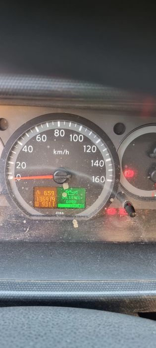 Nissan cabstar. Basculabil. 3.5 t tractabil. Impecabil. Fiscal