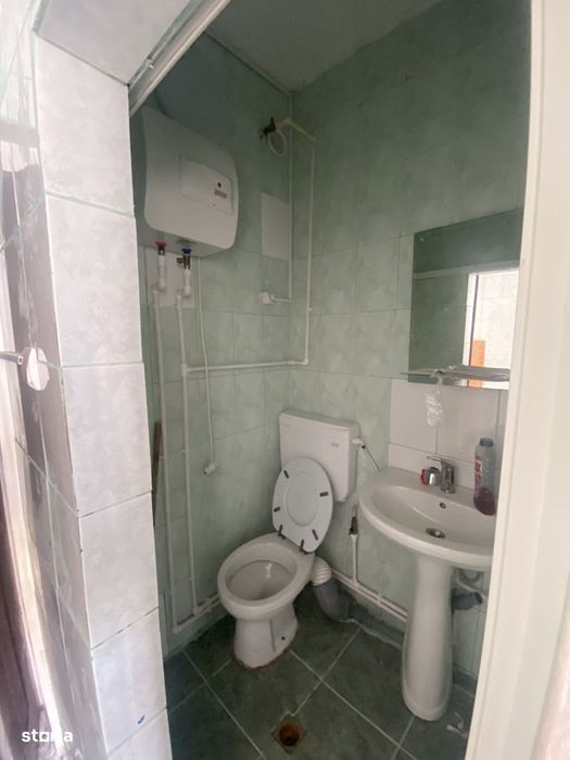 Cameră de cămin cu baie Nicolina și Baza 3