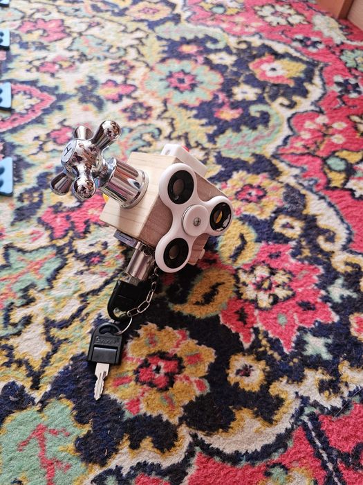 Развивающий кубик