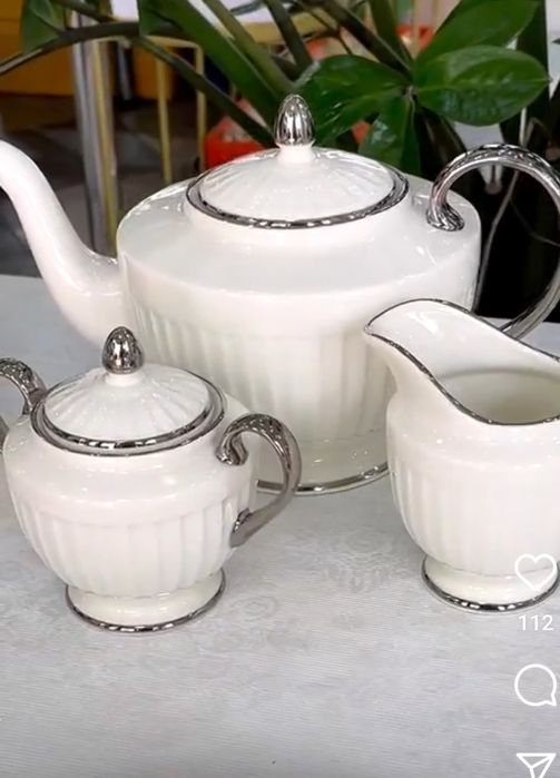 Сервиз чайно-столовый