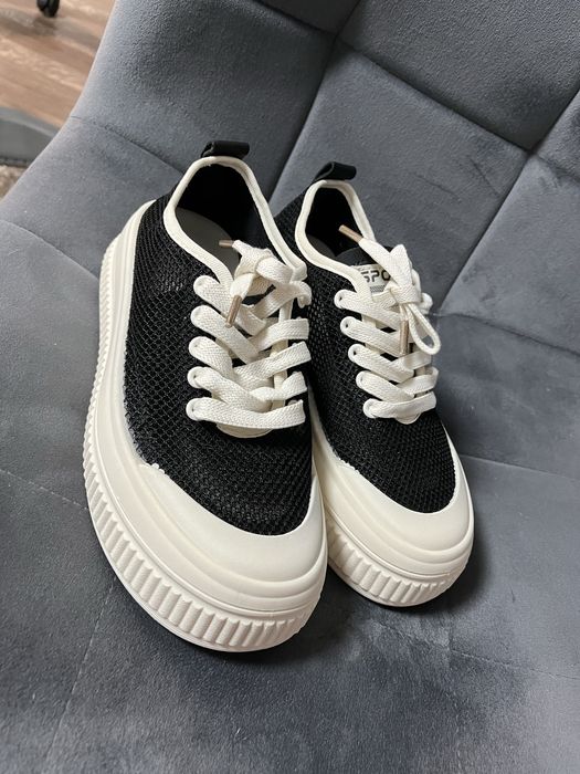 Кеды б/у , как новые