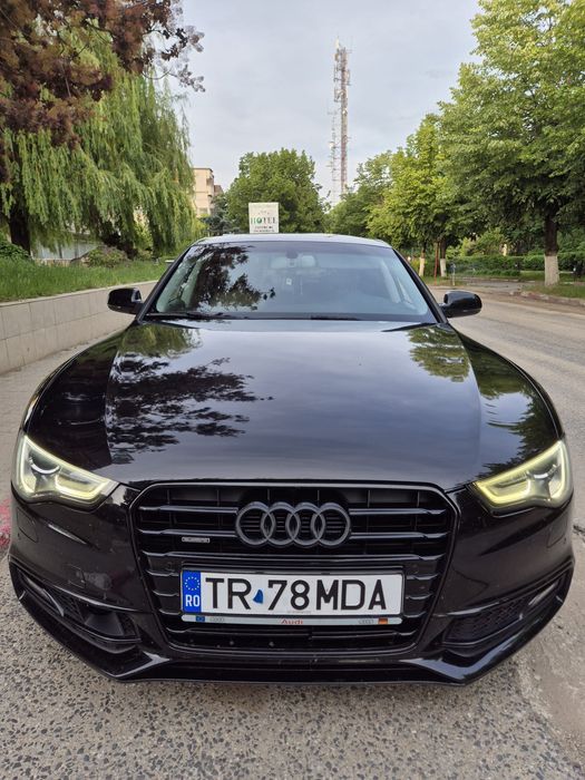 Audi A5 2.0 TDI Quattro S-Tronic/190cp  Distronic