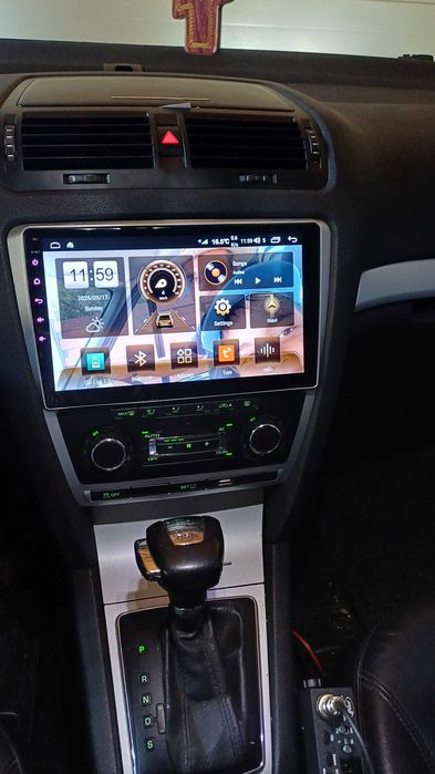 SKODA Octavia 2011 — imagine 5