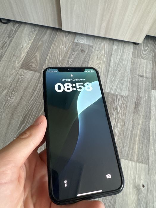 Продам или обменяю айфон(iphone)