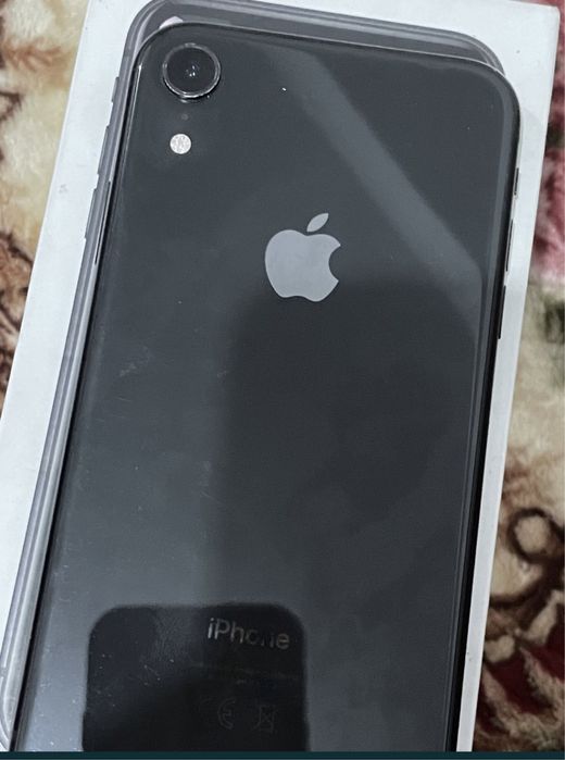 Iphone XR в черном оттенке