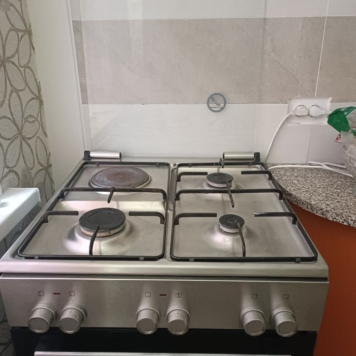 Продам плиту в отличном состоянии