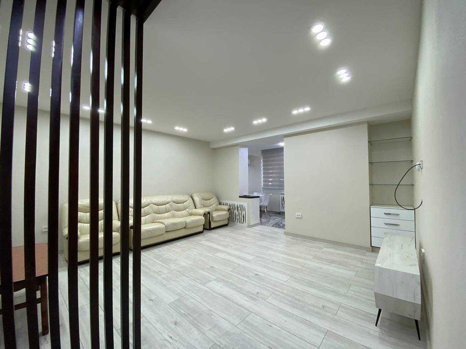 продается 3/3/4 на: Ц7