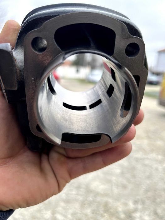 Кит Malossi 70cc Цилиндър, Бутало, Глава, Иглен лагер и Гарнитури