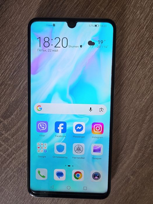 Телефон Huawei P30 lite