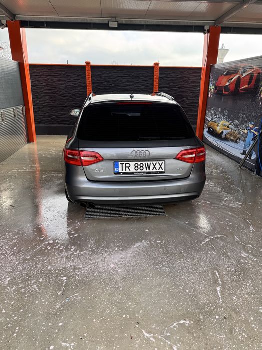 Audi A4 Avant 2014