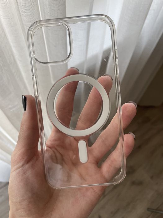 Продам чехол на iPhone 14 clear case